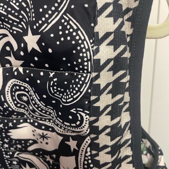 New Johnny Was Black and White Reversible Vest - Picture 4 of 12